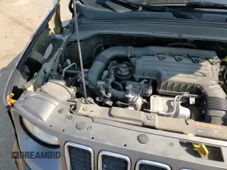 ✅ 2020 Jeep Renegade Limited • VIN: ZACNJBD11LPL70533 • Лот: 81002315. Опубликован ранее на Copart с пробегом 65 265 миль. Бесплатный доступ к архиву аукционных продаж из США и подробный отчёт об истории автомобиля на DreamBid. Изображение 13.