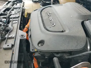 ✅ 2018 Chrysler Pacifica Hybrid Limited • VIN: 2C4RC1N71JR230065 • Лот: 41937247. Опубликован ранее на IAAI с пробегом 77 776 миль. Бесплатный доступ к архиву аукционных продаж из США и подробный отчёт об истории автомобиля на DreamBid. Изображение 19.