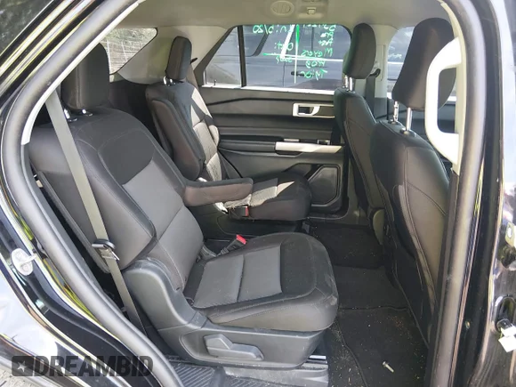 ✅ 2023 Ford Explorer XLT • VIN: 1FMSK7DH6PGA63628 • Lot: 45226874. Wystawiony na IAAI z przebiegiem 113 341 mil. Bezpłatny archiwum sprzedaży aukcyjnych z USA i szczegółowy raport historii pojazdu na DreamBid. Zdjęcie 8.