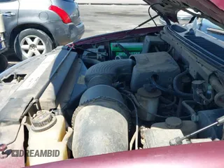 ✅ 1997 Ford Expedition XLT • VIN: 1FMFU18LXVLB10543 • Lot: 42410177. Listed on IAAI with 245,413 mi. Free auction sales archive from the USA and detailed vehicle history report at DreamBid. Image 15.