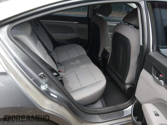 ✅ 2019 Hyundai Elantra SEL • VIN: KMHD84LF2KU875606 • Lot: 45203343. Wystawiony na IAAI z przebiegiem 71 927 mil. Bezpłatny archiwum sprzedaży aukcyjnych z USA i szczegółowy raport historii pojazdu na DreamBid. Zdjęcie 8.