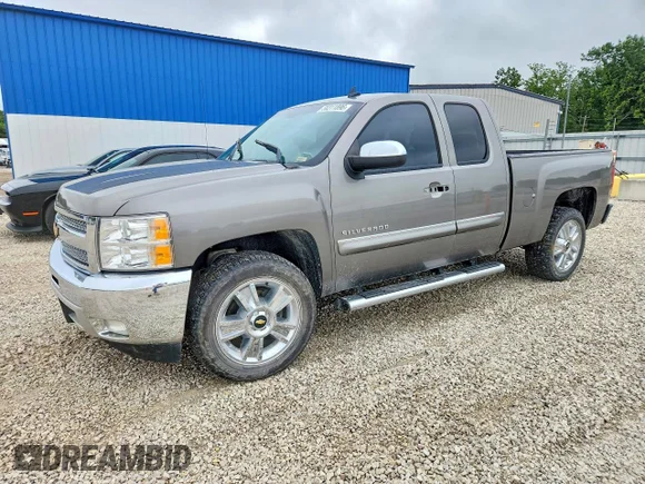 ✅ 2012 Chevrolet Silverado 1500 LT • VIN: 1GCRCSE05CZ286270 • Lot: 58311896. Wystawiony na Copart z przebiegiem Nie podano. Bezpłatny archiwum sprzedaży aukcyjnych z USA i szczegółowy raport historii pojazdu na DreamBid. Zdjęcie 1.