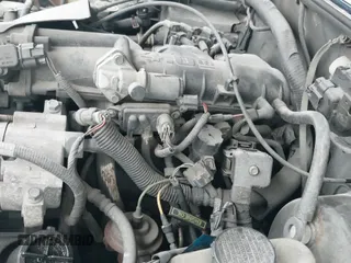 ✅ 2000 Ford Explorer • VIN: 1FMYU60X9YUA00408 • Lot: 41800261. Wystawiony na IAAI z przebiegiem 233 278 mil. Bezpłatny archiwum sprzedaży aukcyjnych z USA i szczegółowy raport historii pojazdu na DreamBid. Zdjęcie 12.