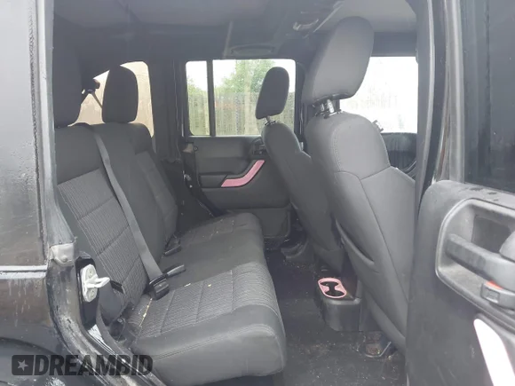 ✅ 2011 Jeep Wrangler Unlimited Sport • VIN: 1J4HA3H10BL601595 • Lot: 45087070. Wystawiony na IAAI z przebiegiem 182 872 mil. Bezpłatny archiwum sprzedaży aukcyjnych z USA i szczegółowy raport historii pojazdu na DreamBid. Zdjęcie 8.
