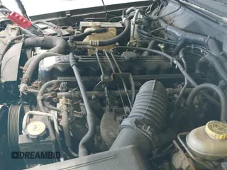 ✅ 2001 Jeep Cherokee Sport • VIN: 1J4FF58S11L562933 • Lot: 41944672. Listed on IAAI with 163,078 mi. Free auction sales archive from the USA and detailed vehicle history report at DreamBid. Image 12.