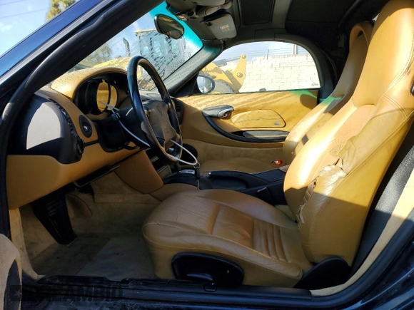 ✅ 2000 Porsche Boxster • VIN: WP0CA298XYU624469 • Lot: 49684636. Wystawiony na Copart z przebiegiem 89 561 mil. Bezpłatny archiwum sprzedaży aukcyjnych z USA i szczegółowy raport historii pojazdu na DreamBid. Zdjęcie 7.