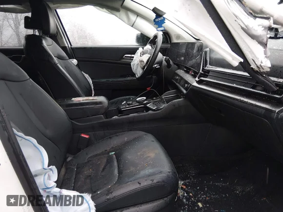 ✅ 2023 Kia Sportage EX • VIN: KNDPVCAG6P7108024 • Lot: 44673678. Listed on IAAI with 32,240 mi. Free auction sales archive from the USA and detailed vehicle history report at DreamBid. Image 5.