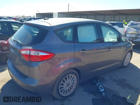 ✅ 2013 Ford C-Max SE • VIN: 1FADP5AU1DL539037 • Lot: 41655285. Wystawiony na IAAI z przebiegiem 177 617 mil. Bezpłatny archiwum sprzedaży aukcyjnych z USA i szczegółowy raport historii pojazdu na DreamBid. Zdjęcie 4.
