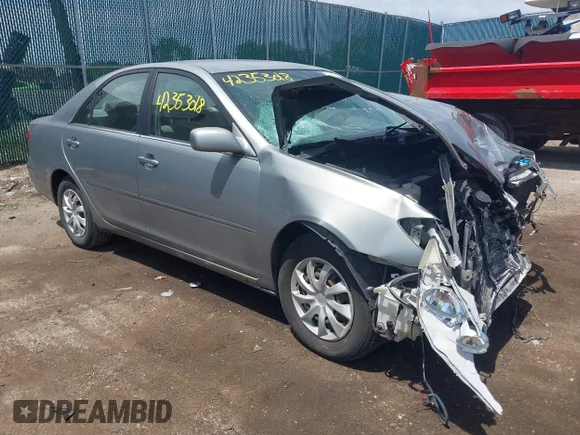 ✅ 2006 Toyota Camry STD • VIN: JTDBE30K363062237 • Лот: 42353018. Опубліковано раніше на IAAI з пробігом 89 575 миль. Безкоштовний доступ до архіву аукціонних продажів зі США та докладний звіт про історію автомобіля на DreamBid. Зображення 1.