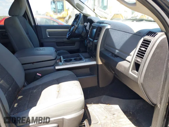 ✅ 2014 Ram 2500 SLT • VIN: 3C6UR5MJ1EG147557 • Lot: 44871095. Listed on IAAI with 197,168 mi. Free auction sales archive from the USA and detailed vehicle history report at DreamBid. Image 5.
