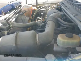 ✅ 2000 Ford F-350 • VIN: 1FDSX34S6YEB45278 • Lot: 41565316. Listed on IAAI with 260,783 mi. Free auction sales archive from the USA and detailed vehicle history report at DreamBid. Image 12.