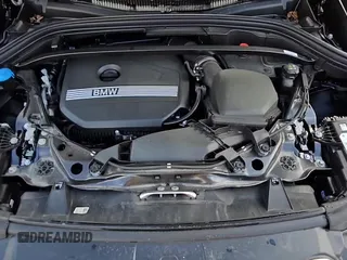 ✅ 2025 BMW X1 xDrive28i • VIN: WBX73EF08S5222692 • Lot: 86818735. Wystawiony na Copart z przebiegiem 14 158 mil. Bezpłatny archiwum sprzedaży aukcyjnych z USA i szczegółowy raport historii pojazdu na DreamBid. Zdjęcie 13.