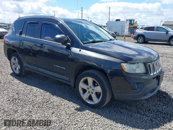 ✅ 2011 Jeep Compass Limited • VIN: 1J4NF5FBXBD221590 • Lot: 45068508. Wystawiony na IAAI z przebiegiem 108 397 mil. Bezpłatny archiwum sprzedaży aukcyjnych z USA i szczegółowy raport historii pojazdu na DreamBid. Zdjęcie 1.