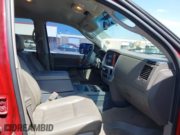 ✅ 2006 Dodge 2500 SLT • VIN: 1D7KS28C56J235600 • Lot: 41874953. Wystawiony na IAAI z przebiegiem 193 017 mil. Bezpłatny archiwum sprzedaży aukcyjnych z USA i szczegółowy raport historii pojazdu na DreamBid. Zdjęcie 5.
