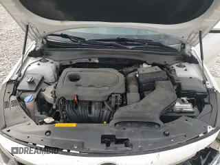 ✅ 2018 Kia Optima LX • VIN: 5XXGT4L36JG191460 • Lot: 82178795. Wystawiony na Copart z przebiegiem 148 387 mil. Bezpłatny archiwum sprzedaży aukcyjnych z USA i szczegółowy raport historii pojazdu na DreamBid. Zdjęcie 15.