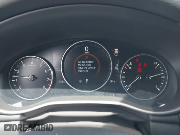 ✅ 2025 Mazda 3 S Carbon Edition • VIN: JM1BPBLM5S1772795 • Лот: 42124648. Опубліковано раніше на IAAI з пробігом 1 358 миль. Безкоштовний доступ до архіву аукціонних продажів зі США та докладний звіт про історію автомобіля на DreamBid. Зображення 7.