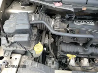 ✅ 2003 Chrysler Voyager LX • VIN: 1C4GJ45333B305023 • Lot: 85821034. Wystawiony na Copart z przebiegiem 152 951 mil. Bezpłatny archiwum sprzedaży aukcyjnych z USA i szczegółowy raport historii pojazdu na DreamBid. Zdjęcie 13.