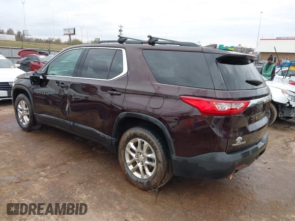 ✅ 2021 Chevrolet Traverse LT Cloth • VIN: 1GNERGKW4MJ146799 • Lot: 43804164. Wystawiony na IAAI z przebiegiem 146 950 mil. Bezpłatny archiwum sprzedaży aukcyjnych z USA i szczegółowy raport historii pojazdu na DreamBid. Zdjęcie 3.