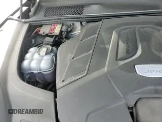 ✅ 2019 Porsche Cayenne • VIN: WP1AA2AY3KDA18052 • Lot: 82165525. Listed on Copart with 54,352 mi. Free auction sales archive from the USA and detailed vehicle history report at DreamBid. Image 14.