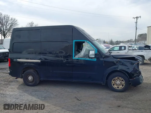 ✅ 2020 Nissan NV SV • VIN: 1N6AF0LY4LN801071 • Lot: 43657148. Wystawiony na IAAI z przebiegiem 129 820 mil. Bezpłatny archiwum sprzedaży aukcyjnych z USA i szczegółowy raport historii pojazdu na DreamBid. Zdjęcie 13.