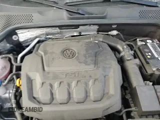 ✅ 2019 Volkswagen Beetle S • VIN: 3VWFD7AT0KM713901 • Лот: 71628455. Опубликован ранее на Copart с пробегом 10 084 миль. Бесплатный доступ к архиву аукционных продаж из США и подробный отчёт об истории автомобиля на DreamBid. Изображение 13.