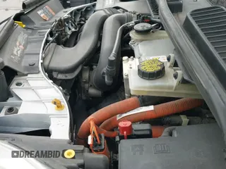 ✅ 2015 Ford C-Max SEL • VIN: 1FADP5CU0FL122430 • Lot: 43170721. Listed on IAAI with 129,704 mi. Free auction sales archive from the USA and detailed vehicle history report at DreamBid. Image 19.