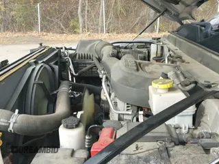 ✅ 2019 Ram 2500 Big Horn • VIN: 3C6UR5DJXKG566485 • Lot: 43592430. Wystawiony na IAAI z przebiegiem 229 690 mil. Bezpłatny archiwum sprzedaży aukcyjnych z USA i szczegółowy raport historii pojazdu na DreamBid. Zdjęcie 24.