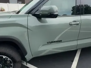 ✅ 2022 Toyota Tundra SR5 • VIN: 5TFLA5EC8NX009358 • Lot: 91563785. Listed on Copart with 15,617 mi. Free auction sales archive from the USA and detailed vehicle history report at DreamBid. Image 11.