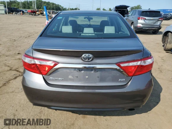 ✅ 2016 Toyota Camry XLE • VIN: 4T1BF1FK7GU121225 • Lot: 67425445. Wystawiony na Copart z przebiegiem 138 518 mil. Bezpłatny archiwum sprzedaży aukcyjnych z USA i szczegółowy raport historii pojazdu na DreamBid. Zdjęcie 6.