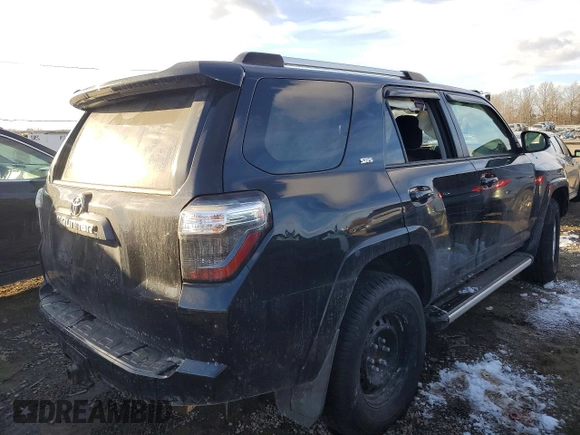 ✅ 2019 Toyota 4Runner Limited Nightshade • VIN: JTEBU5JR0K5625698 • Lot: 76253395. Wystawiony na Copart z przebiegiem 105 819 mil. Bezpłatny archiwum sprzedaży aukcyjnych z USA i szczegółowy raport historii pojazdu na DreamBid. Zdjęcie 3.