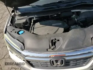 ✅ 2017 Honda Ridgeline RTL-T • VIN: 5FPYK2F60HB010052 • Лот: 81971325. Опубликован ранее на Copart с пробегом 122 686 миль. Бесплатный доступ к архиву аукционных продаж из США и подробный отчёт об истории автомобиля на DreamBid. Изображение 13.