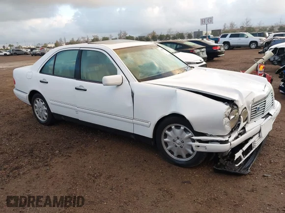 ✅ 1999 Mercedes-Benz E • VIN: WDBJF25H2XA901094 • Lot: 44108188. Listed on IAAI with 47,459 mi. Free auction sales archive from the USA and detailed vehicle history report at DreamBid. Image 1.