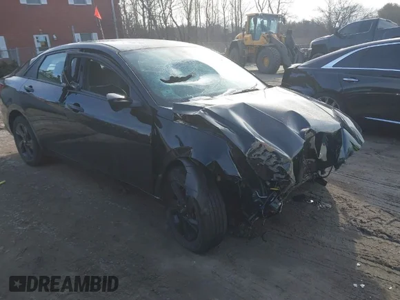 ✅ 2021 Hyundai Elantra Preferred • VIN: KMHLM4AG3MU091733 • Lot: 41619640. Wystawiony na IAAI z przebiegiem 41 287 mil. Bezpłatny archiwum sprzedaży aukcyjnych z USA i szczegółowy raport historii pojazdu na DreamBid. Zdjęcie 1.