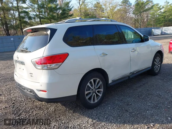 ✅ 2013 Nissan Pathfinder Platinum • VIN: 5N1AR2MM8DC655557 • Лот: 44943331. Опубликован ранее на IAAI с пробегом 141 963 миль. Бесплатный доступ к архиву аукционных продаж из США и подробный отчёт об истории автомобиля на DreamBid. Изображение 4.