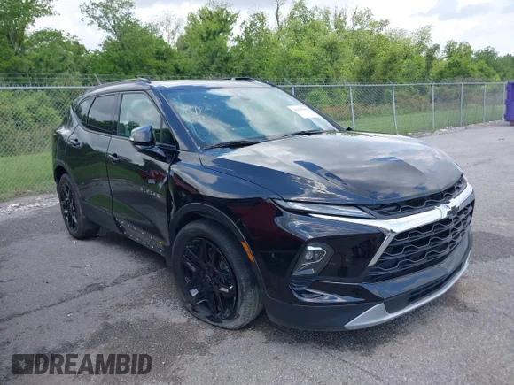 ✅ 2024 Chevrolet Blazer LT • VIN: 3GNKBDR47RS177142 • Лот: 42119702. Опубликован ранее на IAAI с пробегом 24 100 миль. Бесплатный доступ к архиву аукционных продаж из США и подробный отчёт об истории автомобиля на DreamBid. Изображение 1.