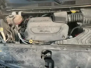 ✅ 2021 Chrysler Pacifica Touring L • VIN: 2C4RC1BG8MR527424 • Lot: 59133795. Wystawiony na Copart z przebiegiem 114 529 mil. Bezpłatny archiwum sprzedaży aukcyjnych z USA i szczegółowy raport historii pojazdu na DreamBid. Zdjęcie 14.