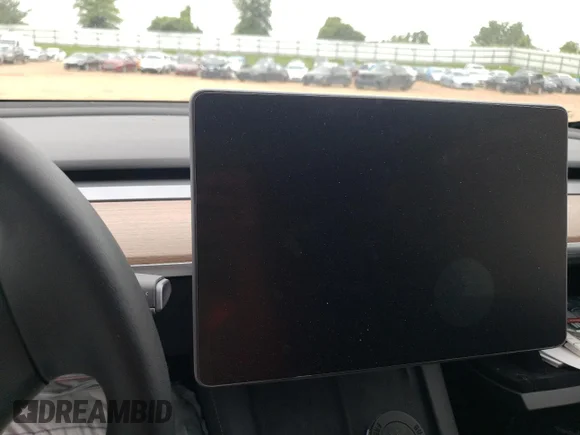 ✅ 2022 Tesla Model 3 Performance • VIN: 5YJ3E1EC6NF274500 • Лот: 62763513. Опубліковано раніше на Copart з пробігом Не вказано. Безкоштовний доступ до архіву аукціонних продажів зі США та докладний звіт про історію автомобіля на DreamBid. Зображення 9.