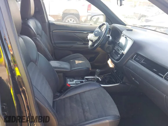✅ 2019 Mitsubishi Outlander SE • VIN: JA4AD3A35KZ025472 • Lot: 42143703. Wystawiony na IAAI z przebiegiem 147 154 mil. Bezpłatny archiwum sprzedaży aukcyjnych z USA i szczegółowy raport historii pojazdu na DreamBid. Zdjęcie 5.