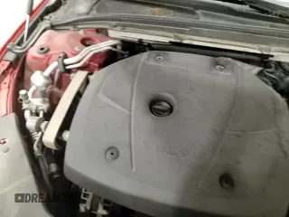 ✅ 2020 Volvo V60 • VIN: YV4102WK3L1034714 • Лот: 86529925. Опубликован ранее на Copart с пробегом 70 712 миль. Бесплатный доступ к архиву аукционных продаж из США и подробный отчёт об истории автомобиля на DreamBid. Изображение 13.