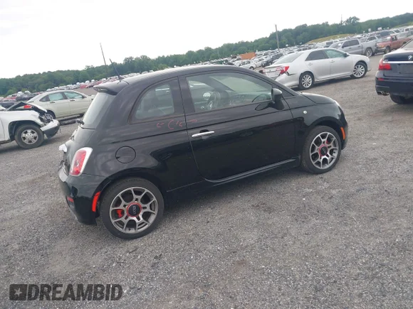✅ 2015 FIAT 500 Sport • VIN: 3C3CFFBR5FT667740 • Lot: 45415197. Wystawiony na IAAI z przebiegiem 72 459 mil. Bezpłatny archiwum sprzedaży aukcyjnych z USA i szczegółowy raport historii pojazdu na DreamBid. Zdjęcie 4.