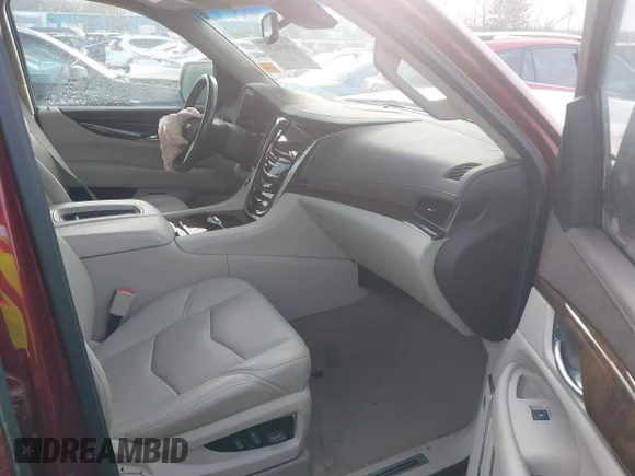 ✅ 2016 Cadillac Escalade ESV Luxury Collection • VIN: 1GYS4HKJ4GR324358 • Lot: 43931233. Wystawiony na IAAI z przebiegiem 23 037 mil. Bezpłatny archiwum sprzedaży aukcyjnych z USA i szczegółowy raport historii pojazdu na DreamBid. Zdjęcie 5.