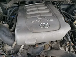 ✅ 2009 Toyota Tundra SR5 • VIN: 5TFBV54189X085927 • Lot: 87015514. Listed on Copart with 159,809 mi. Free auction sales archive from the USA and detailed vehicle history report at DreamBid. Image 13.