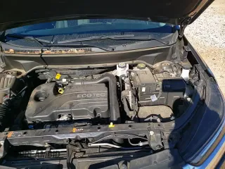 2022 Chevrolet Equinox LT with VIN 2GNAXUEV8N6153386, listed as a Copart auction lot 86266345 with 47,736 mi miles and Salvage title. Bid and sale history available at DreamBid. Image 15.