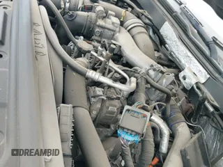 ✅ 2015 Chevrolet Silverado 2500HD LTZ • VIN: 1GC1KWE8XFF104422 • Лот: 41194784. Опубликован ранее на IAAI с пробегом 151 772 миль. Бесплатный доступ к архиву аукционных продаж из США и подробный отчёт об истории автомобиля на DreamBid. Изображение 19.