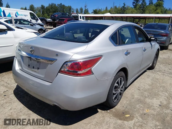 ✅ 2015 Nissan Altima S • VIN: 1N4AL3AP1FN893323 • Lot: 45366780. Wystawiony na IAAI z przebiegiem 140 524 mil. Bezpłatny archiwum sprzedaży aukcyjnych z USA i szczegółowy raport historii pojazdu na DreamBid. Zdjęcie 4.