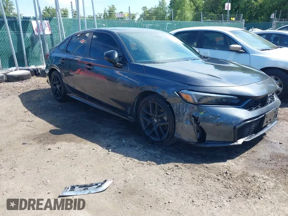 ✅ 2025 Honda Civic Sport • VIN: 2HGFE4F88SH318500 • Lot: 45099828. Wystawiony na IAAI z przebiegiem 42 637 mil. Bezpłatny archiwum sprzedaży aukcyjnych z USA i szczegółowy raport historii pojazdu na DreamBid. Zdjęcie 1.
