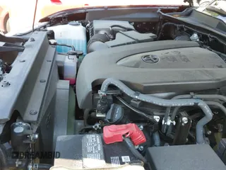 ✅ 2020 Toyota Tacoma SR5 • VIN: 3TMCZ5AN4LM342448 • Lot: 42817215. Listed on IAAI with 22,582 mi. Free auction sales archive from the USA and detailed vehicle history report at DreamBid. Image 19.