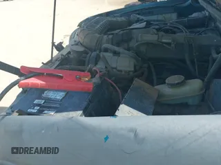 ✅ 1994 Ford Ranger Splash • VIN: 1FTCR14X7RPB70733 • Lot: 42712476. Wystawiony na IAAI z przebiegiem 176 776 mil. Bezpłatny archiwum sprzedaży aukcyjnych z USA i szczegółowy raport historii pojazdu na DreamBid. Zdjęcie 21.