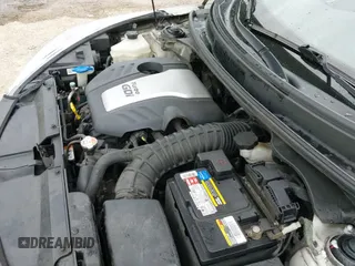 2013 Hyundai Veloster Turbo с VIN KMHTC6AE2DU130048, выставлен на аукционе IAAI как лот 42384247 с пробегом 110 992 миль миль и . История ставок и продаж доступна на DreamBid. Изображение 22.