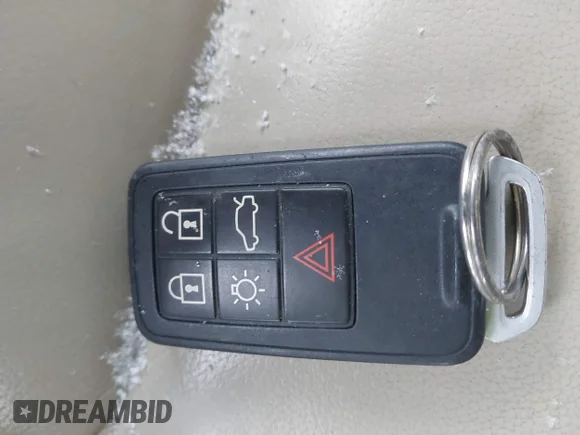 ✅ 2016 Volvo V60 T5 Drive-E Premier • VIN: YV140MEK9G1301156 • Лот: 40980293. Опубліковано раніше на IAAI з пробігом 78 000 миль. Безкоштовний доступ до архіву аукціонних продажів зі США та докладний звіт про історію автомобіля на DreamBid. Зображення 11.